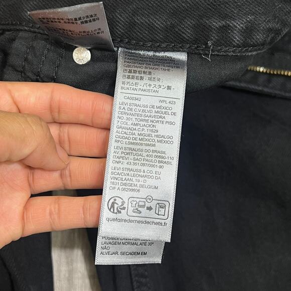 Levi's Womens Silvertab '94 Baggy Jeans Size 26 Black Distressed Straight Leg - Picture 10 of 14